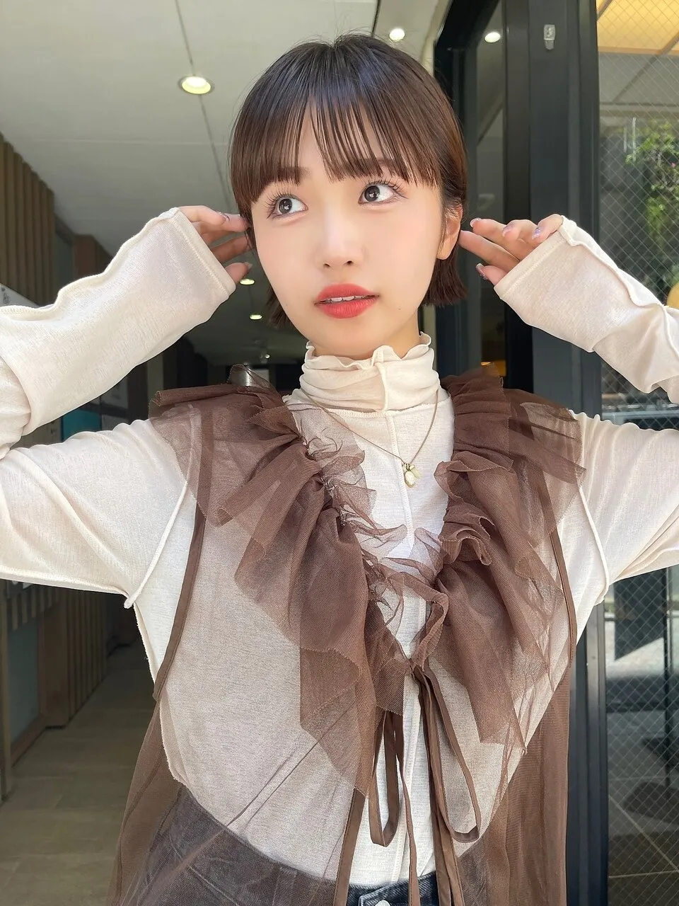 ミニボブ×外ハネ×カカオブラウン