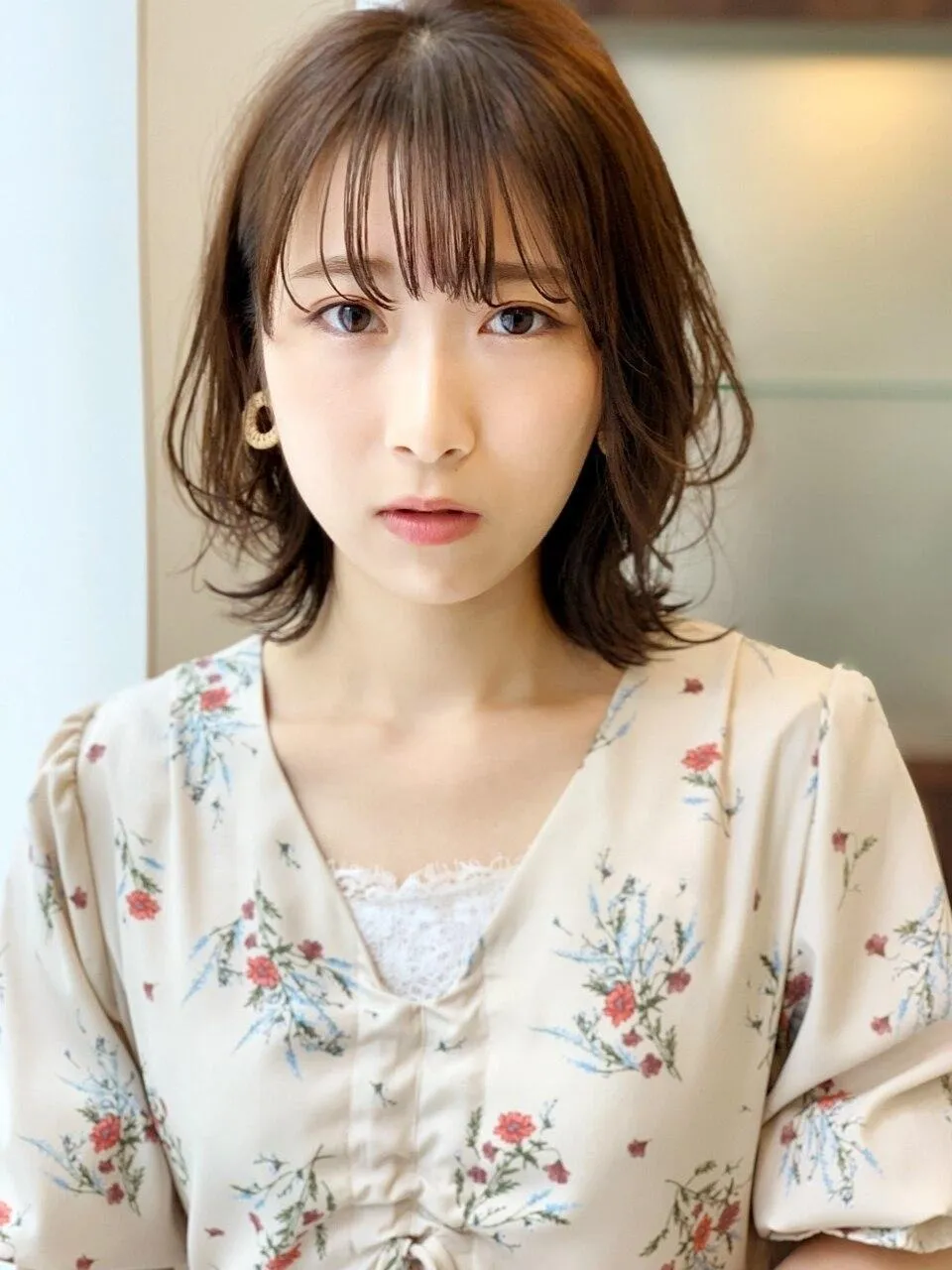 くびれウルフミディアム20代30代40代外ハネミディ韓国