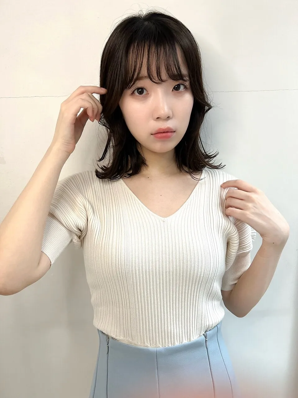 ミディアムヨシンモリ / 20代30代40代 / シースルーバンググレージュ