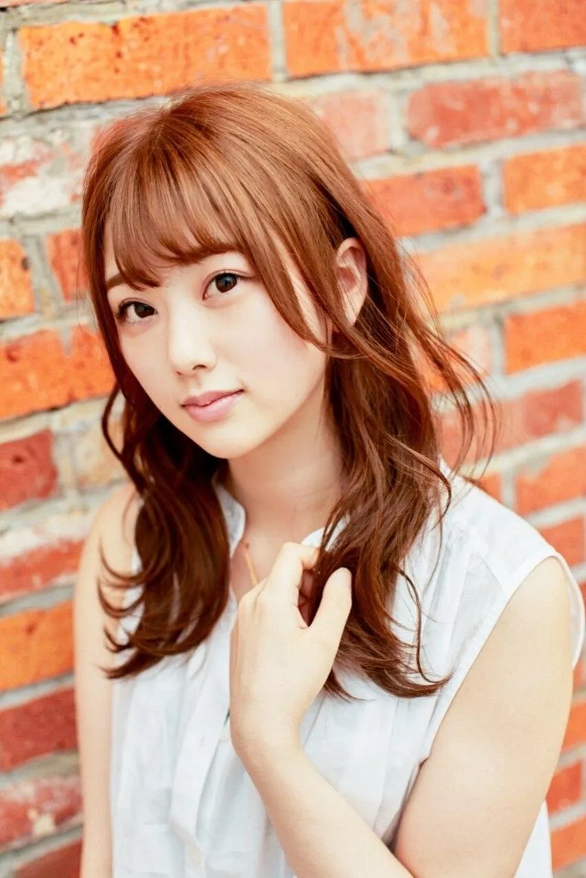 大人可愛いピンクベージュセミロング20代30代韓国